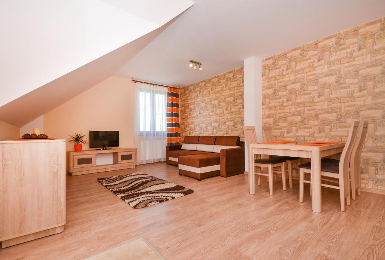 Apartamenty Teczowe Ujście-Darłowskie Eksteriør bilde