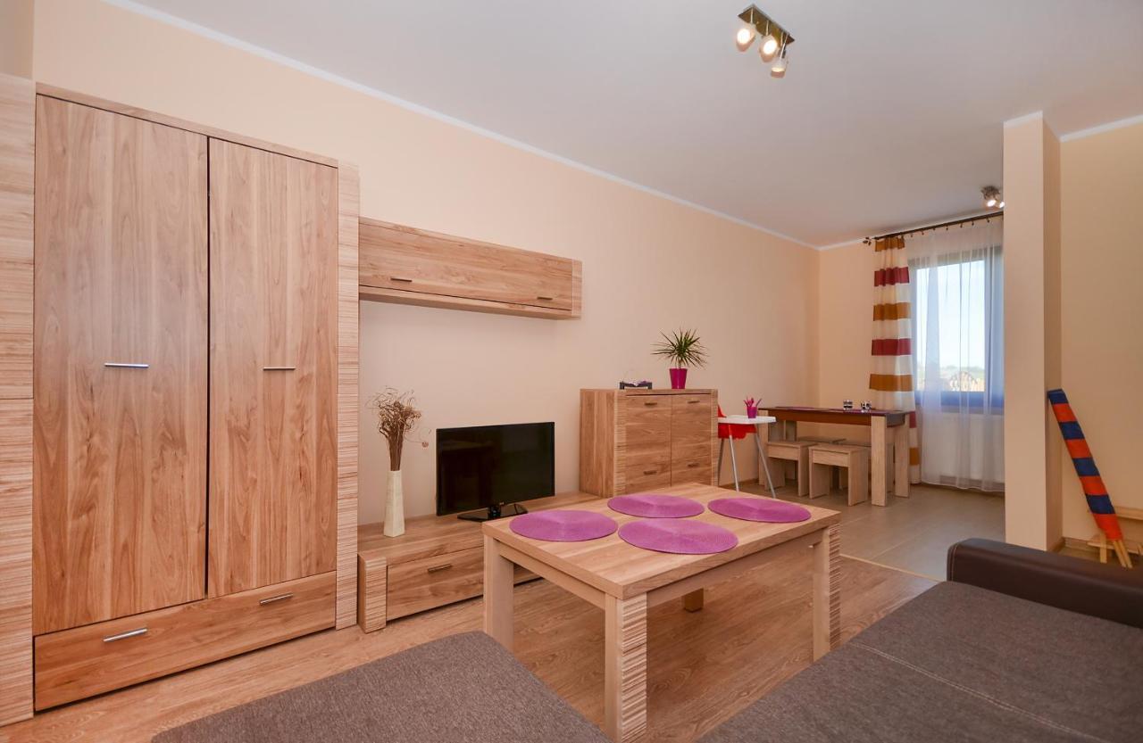 Apartamenty Teczowe Ujście-Darłowskie Eksteriør bilde