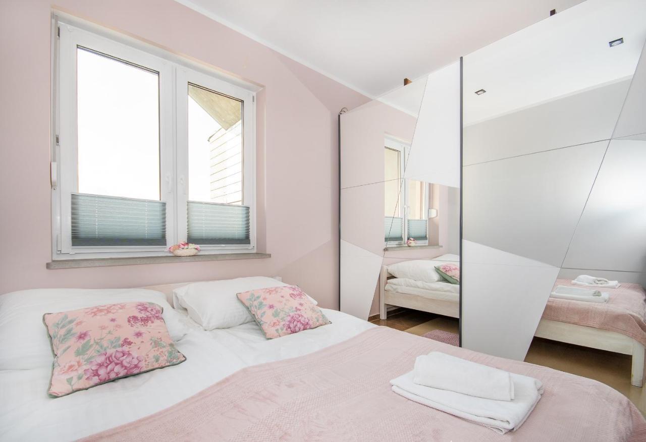 Apartamenty Teczowe Ujście-Darłowskie Eksteriør bilde
